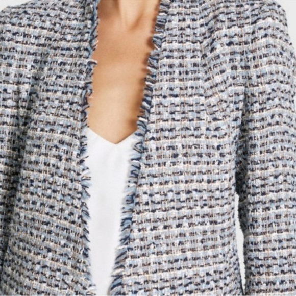 BR Blue and White Tweed Blazer - Picture 13 of 14